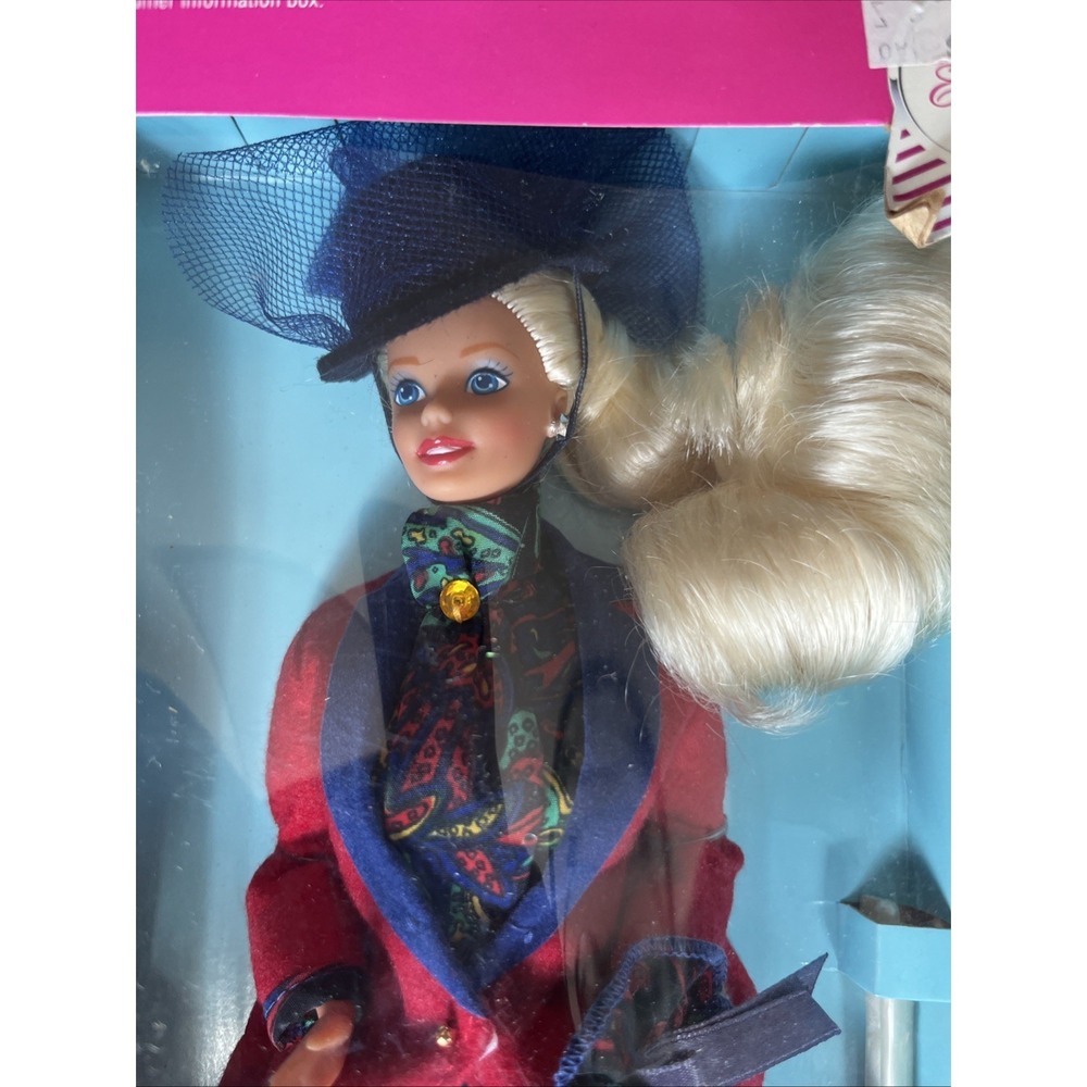 Vintage 1991 Rare Mattel "Dolls Of The World Collection" English Barbie #7376 - Picture 2 of 5